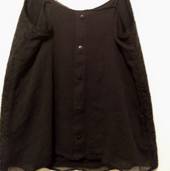 Comfy Vero Moda black lace top - Picture 3 of 4